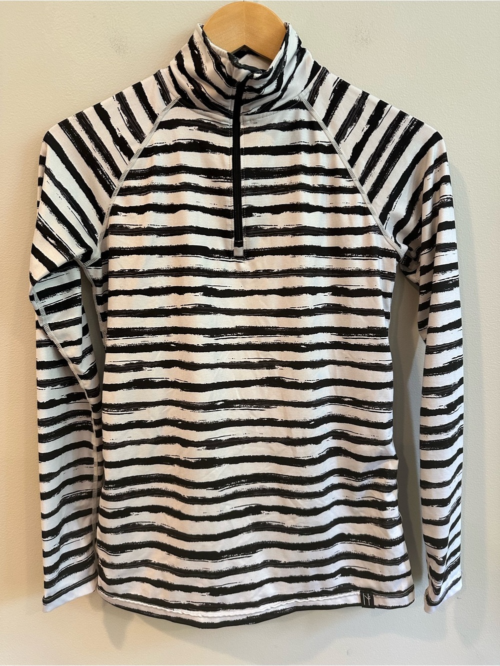 Neve Zip Neck Top in Black and White Wavy Stripe EUC Small